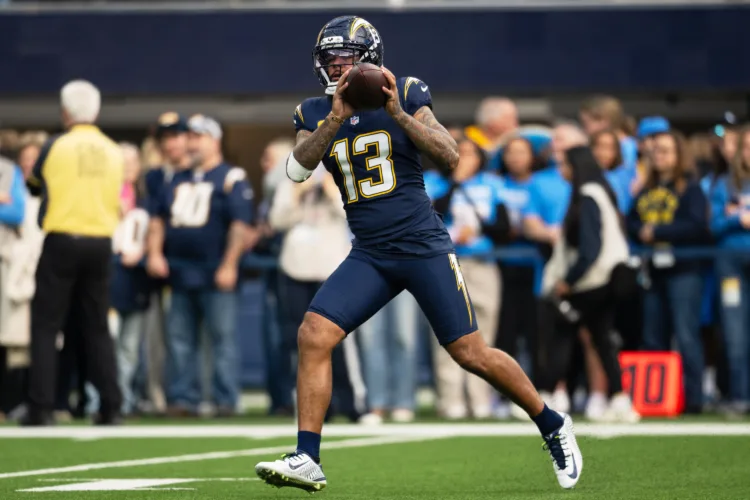 Colts add depth at wide receiving by signing Keenan Allen to a 1-year deal, AP source says